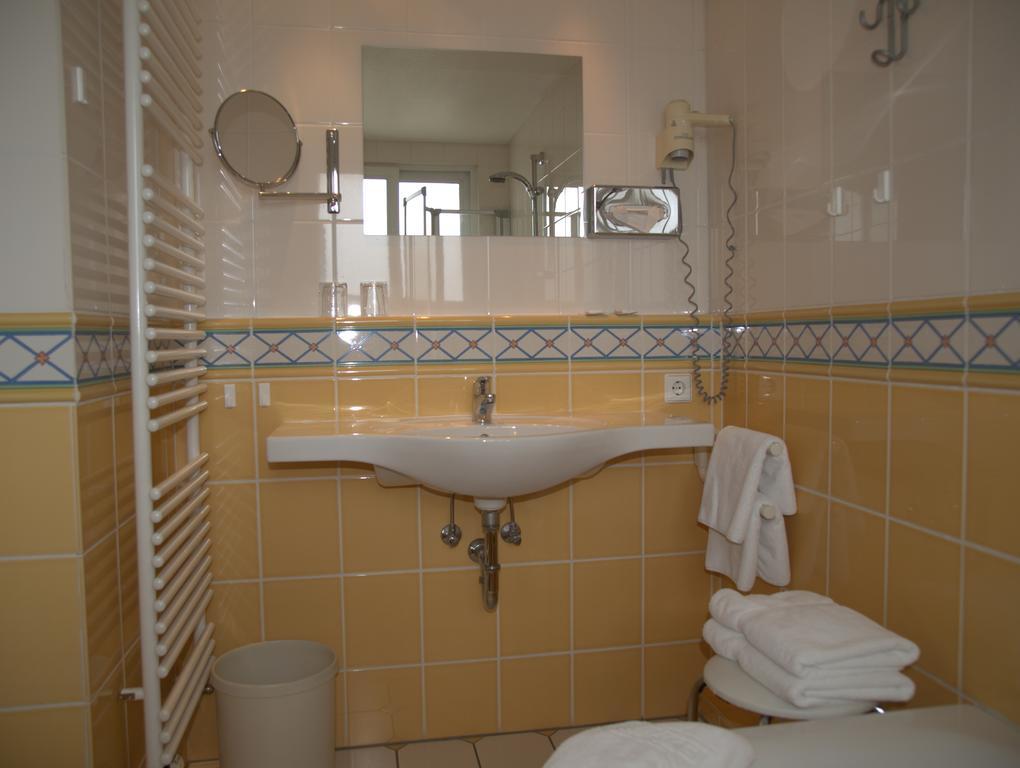 Hotel Alpenblick Garni Юберлінген Номер фото